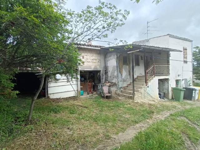 Villa Indipendente in vendita a Penne, Abruzzo