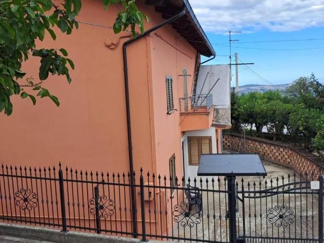 Appartamento in vendita a Penne, Abruzzo