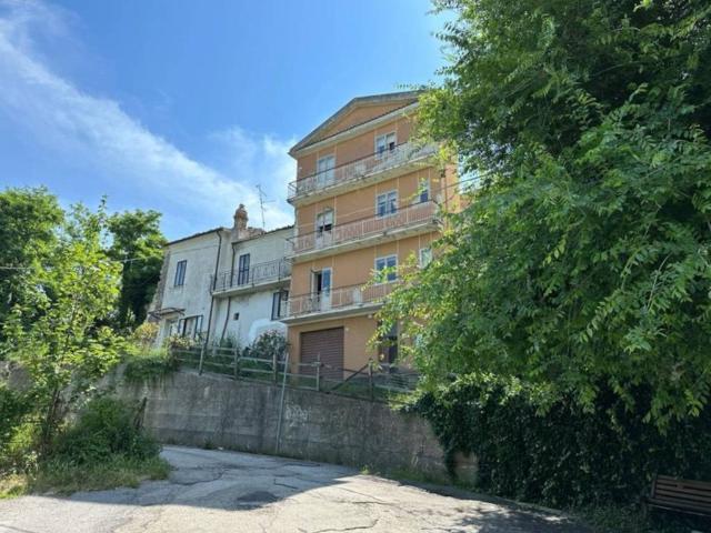 Villa Indipendente in vendita a Santa Caterina, Penne