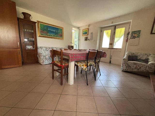 Villa Indipendente in vendita a Colle Trotta, Penne