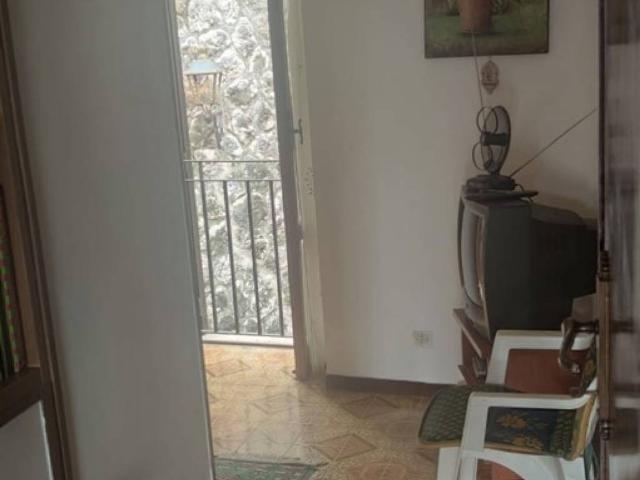 Villa Indipendente in vendita a Pereto, Abruzzo