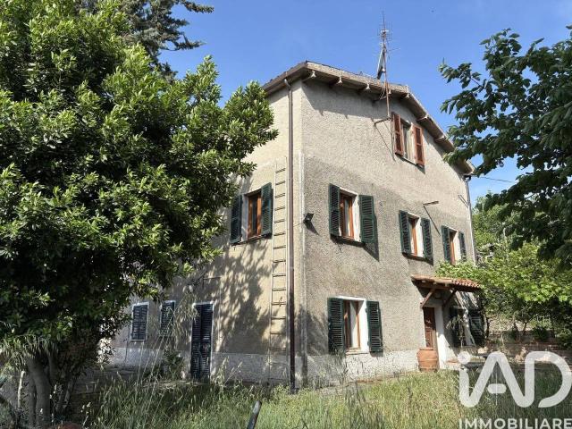Villa Indipendente in vendita a Montevecchio, Marche