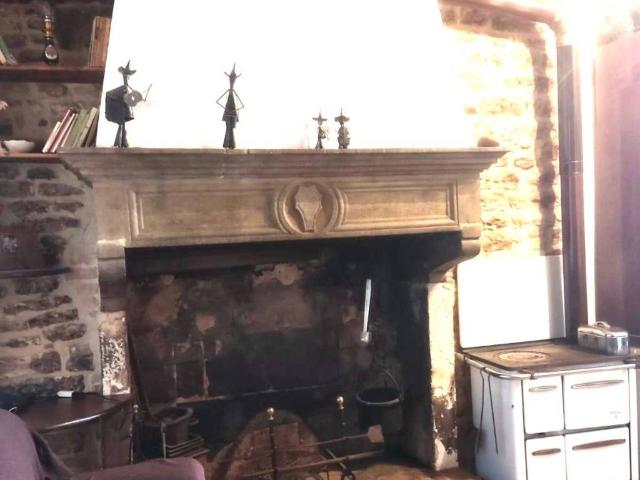 Villa Indipendente in vendita a Quartiere Mercatale, Marche