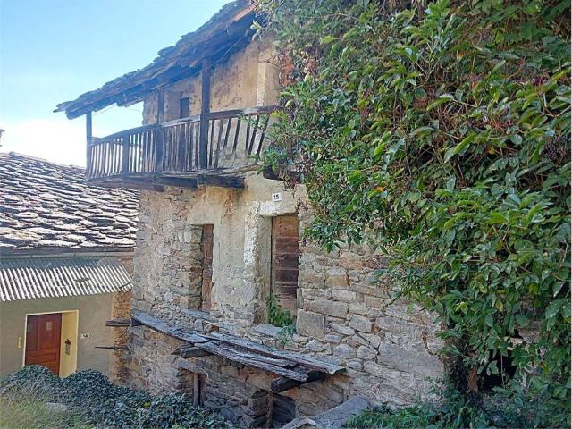 Villa Indipendente in vendita a Perloz, Aosta