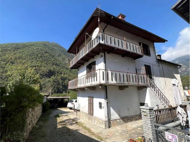 Villa Indipendente in vendita a Ciarena, Piemonte