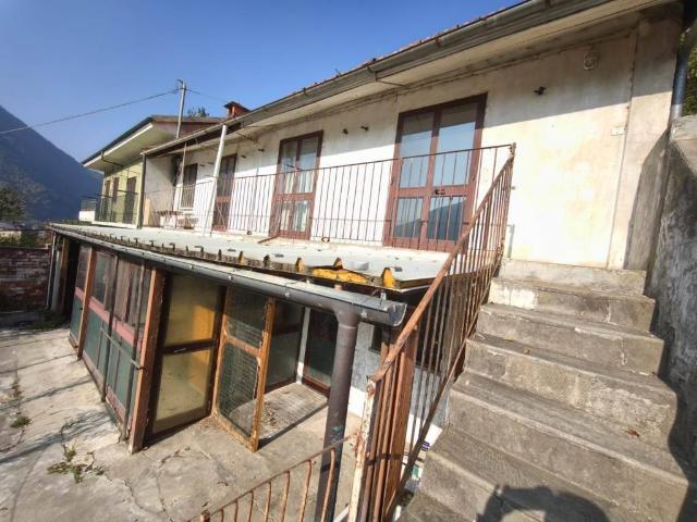 Villa Indipendente in vendita a Ciarena, Piemonte