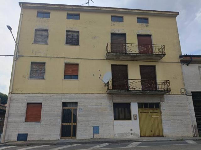 Villa Indipendente in vendita a Persico Dosimo, Lombardia