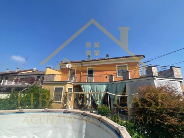 Villa Indipendente in vendita a Piemonte, Vercelli
