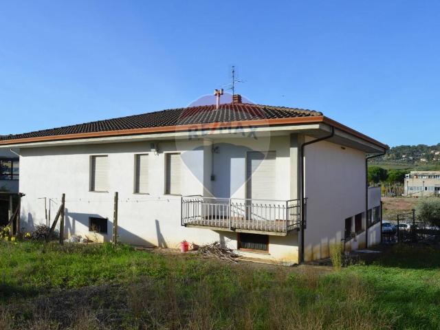 Villa Indipendente in vendita a Madonna Alta, Cenerente