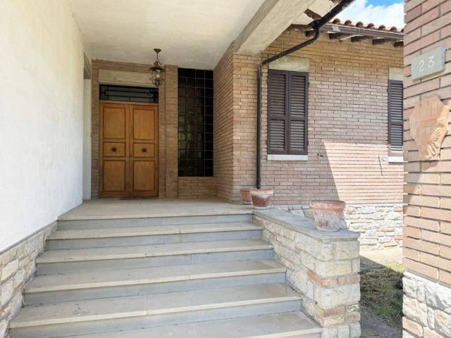Villa Indipendente in vendita a Cenerente, Umbria