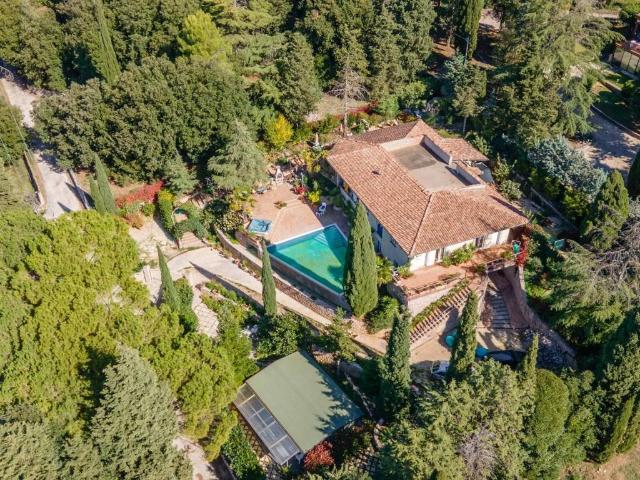 Villa Indipendente in vendita a Fontana, Cenerente