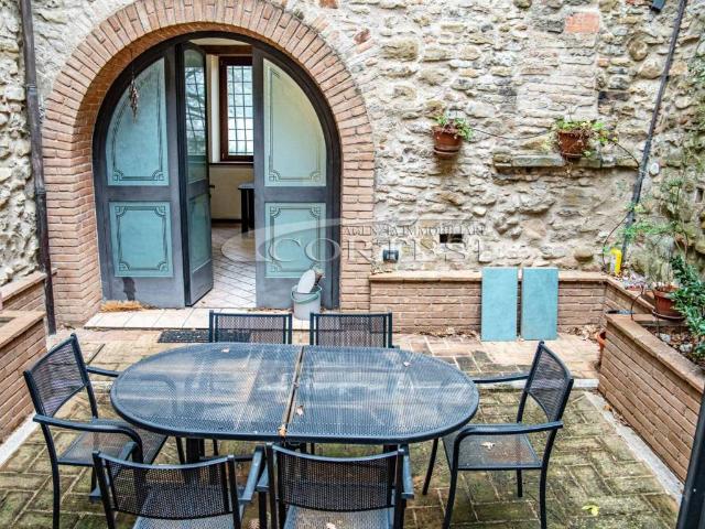 Villa Indipendente in vendita a Villa Pitignano, Cenerente