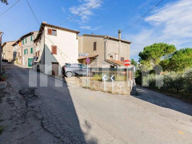 Villa Indipendente in vendita a Cenerente, Umbria