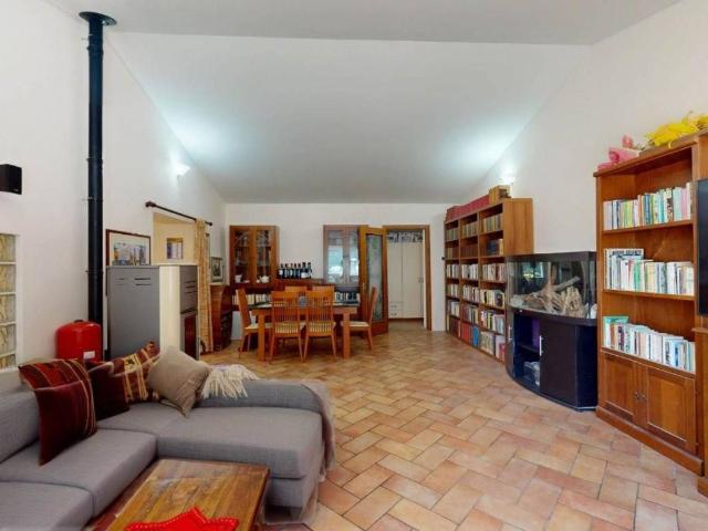 Villa Indipendente in vendita a Santa Lucia, Cenerente
