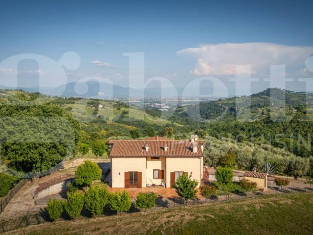 Villa Indipendente in vendita a Cenerente, Umbria