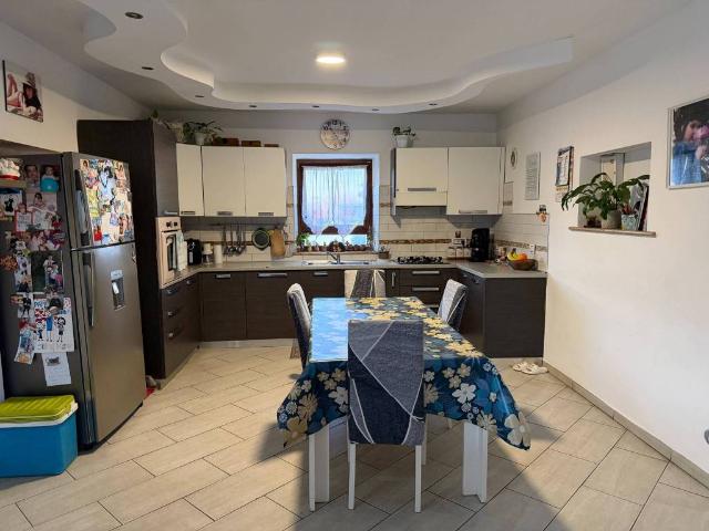 Villa Indipendente in vendita a Cenerente, Umbria