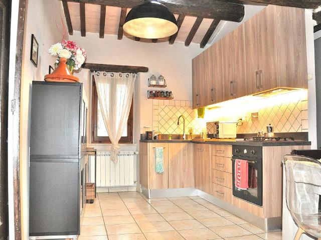 Villa Indipendente in vendita a Cenerente, Umbria