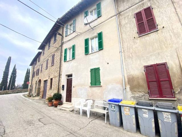 Villa Indipendente in vendita a Cenerente, Umbria