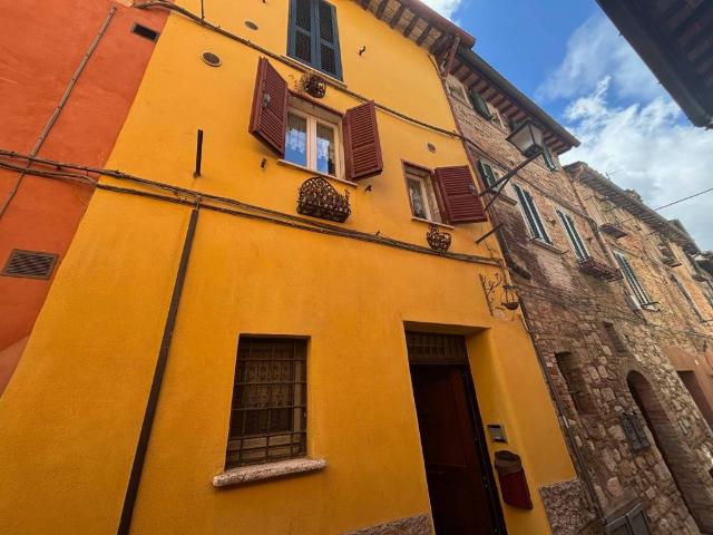 Villa Indipendente in vendita a Sant'Erminio, Cenerente