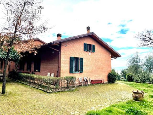 Villa Indipendente in vendita a Cenerente, Umbria