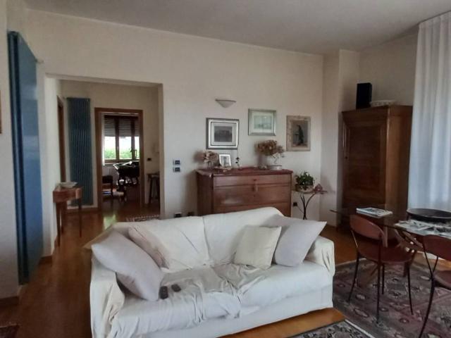 Villa Indipendente in vendita a Loreto, Marche