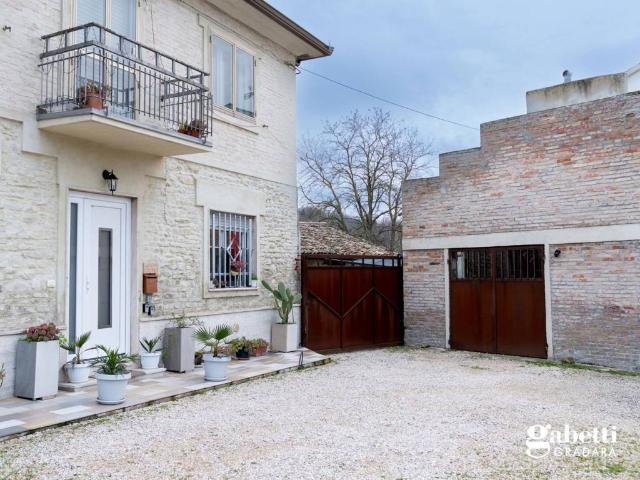 Villa Indipendente in vendita a Marche, Pesaro E Urbino