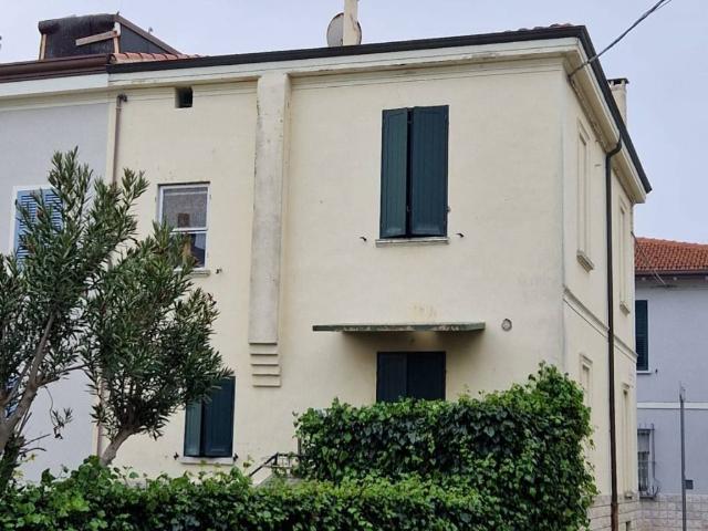 Villa Indipendente in vendita a Marche, Pesaro E Urbino