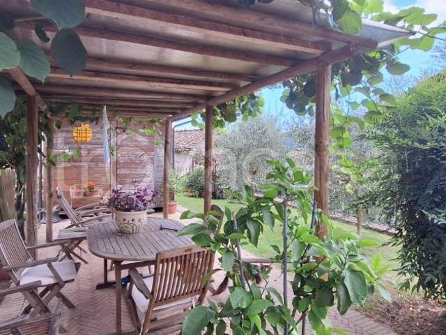 Villa Indipendente in vendita a Unione dei comuni Media Valle del Serchio, Pescaglia