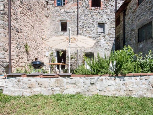 Villa Indipendente in vendita a Unione dei comuni Media Valle del Serchio, Pescaglia