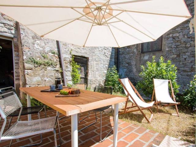Villa Indipendente in vendita a Unione dei comuni Media Valle del Serchio, Pescaglia