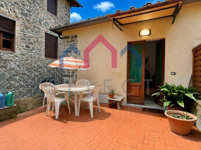 Villa Indipendente in vendita a Unione dei comuni Media Valle del Serchio, Pescaglia