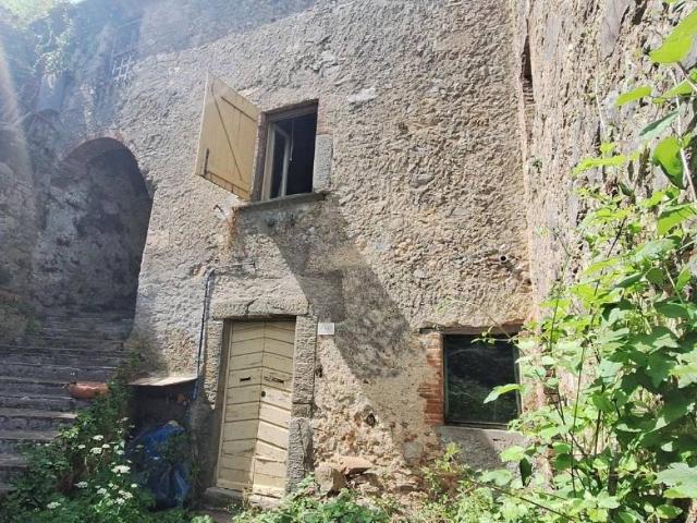Villa Indipendente in vendita a Unione dei comuni Media Valle del Serchio, Pescaglia