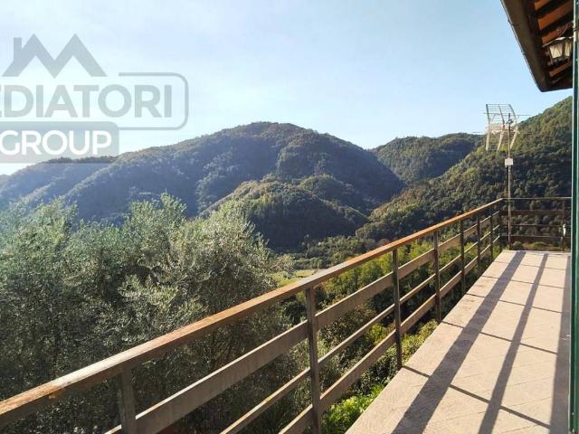Villa Indipendente in vendita a Piegaio Alto, Pescaglia