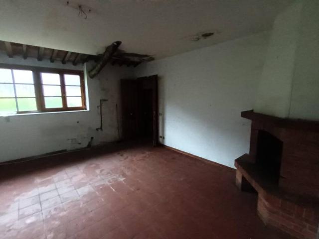 Villa Indipendente in vendita a Unione dei comuni Media Valle del Serchio, Pescaglia