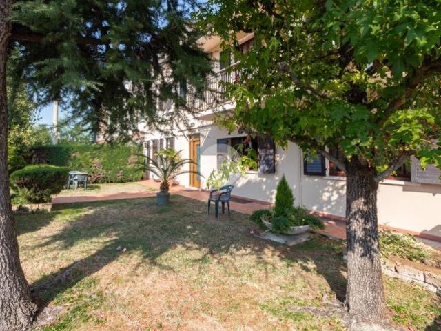 Villa Indipendente in vendita a Pescantina, Veneto
