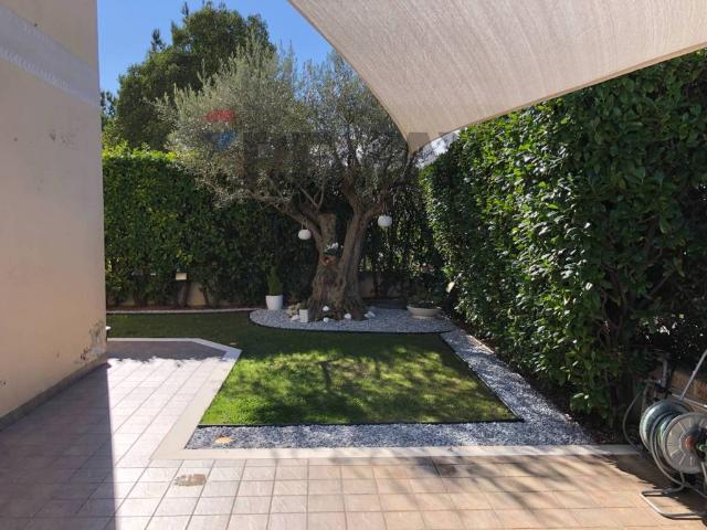 Villa Indipendente in vendita a Pescara Colli, Pescara