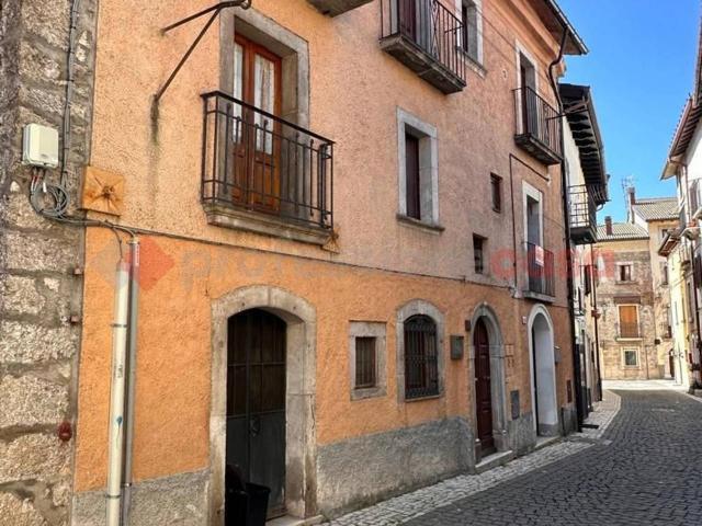 Villa Indipendente in vendita a Pescasseroli, L'Aquila