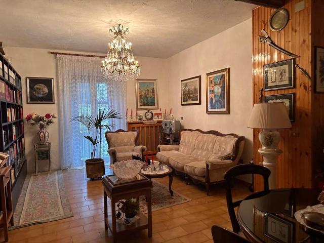 Villa Indipendente in vendita a Pescasseroli, Abruzzo