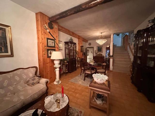 Villa Indipendente in vendita a Pescasseroli, Abruzzo