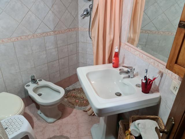 Villa Indipendente in vendita a San Lorenzo a Cerreto, Uzzano E Castello
