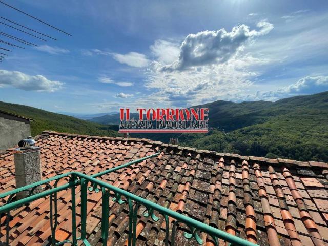 Villa Indipendente in vendita a Uzzano E Castello, Pistoia