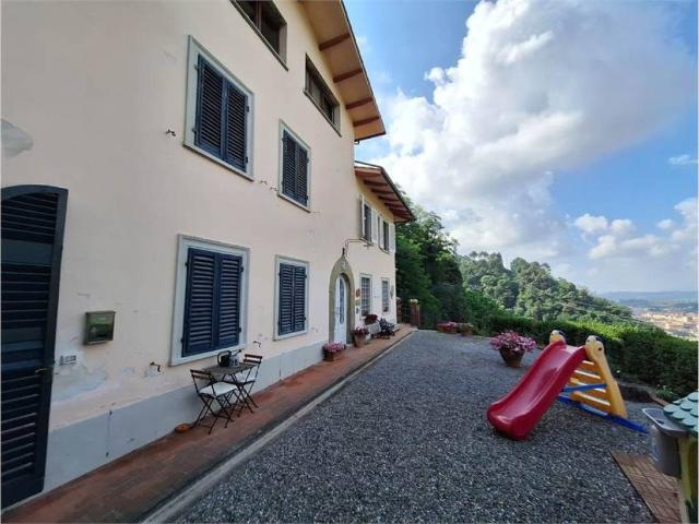 Villa Indipendente in vendita a Uzzano E Castello, Pistoia