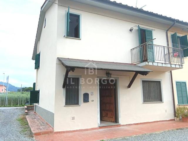 Villa Indipendente in vendita a Alberghi, Uzzano E Castello