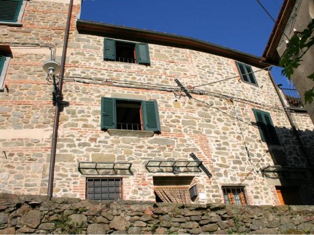Villa Indipendente in vendita a Uzzano E Castello, Toscana