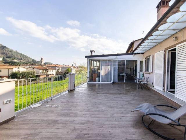 Villa Indipendente in vendita a Uzzano E Castello, Toscana