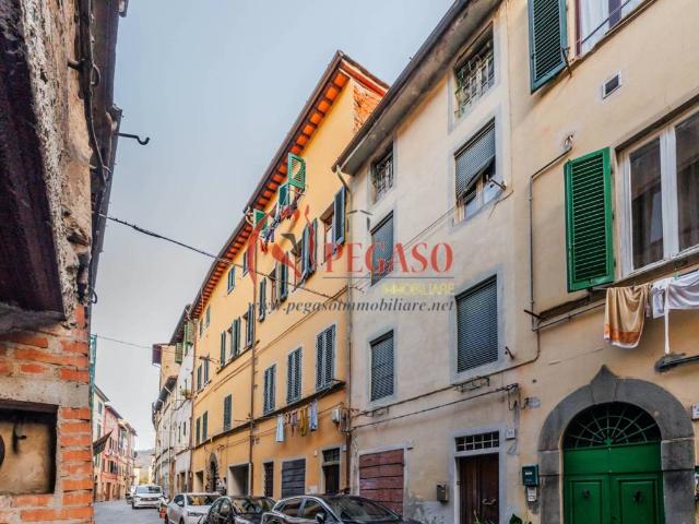 Villa Indipendente in vendita a Collecchio, Uzzano E Castello