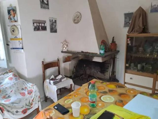 Villa Indipendente in vendita a Pescina, Abruzzo