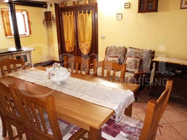 Villa Indipendente in vendita a Pescocostanzo, Abruzzo