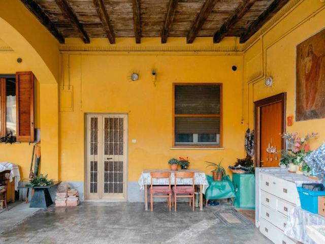 Villa Indipendente in vendita a Pessano Con Bornago, Lombardia