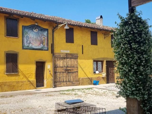 Villa Indipendente in vendita a Pessina Cremonese, Lombardia
